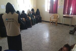 Mona Relief conducts an awareness session for IDPs in Sana’a