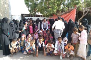 50 widows in al-Durehimi area of Hodeidah governorate  receive cash assistance