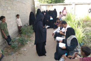 50 widows in al-Derehimi area of Hodeidah received cash assistance from Mona Relief