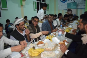 100 orphans received Iftar meal in Sana’a