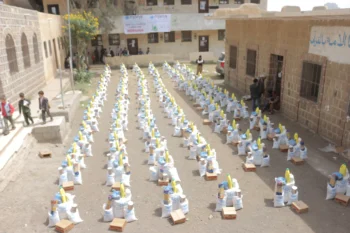 Mona Relief’s team delivering urgent food baskets in Manakha area West Sana’a