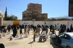 Food distribution for 300 families by Schools for Peace Poland and Rome Missionary Sisters